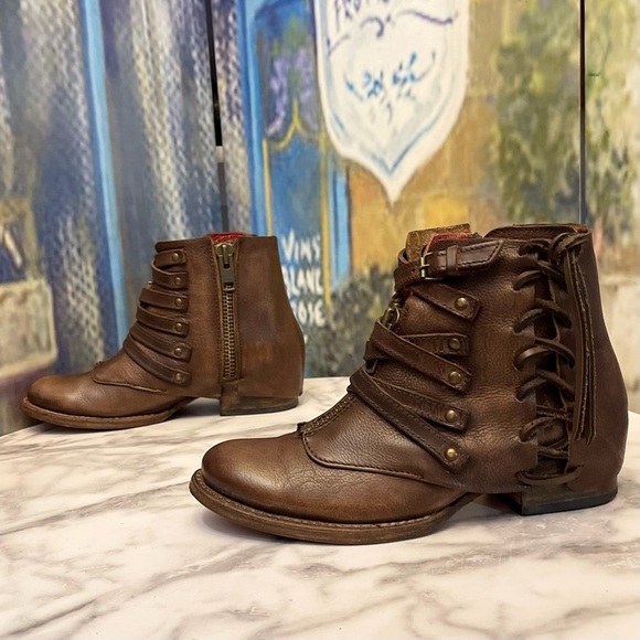 Freebird Limerick Brown Leather Moto Boots Western Ankle Studded Size 7 GUC - Picture 2 of 8